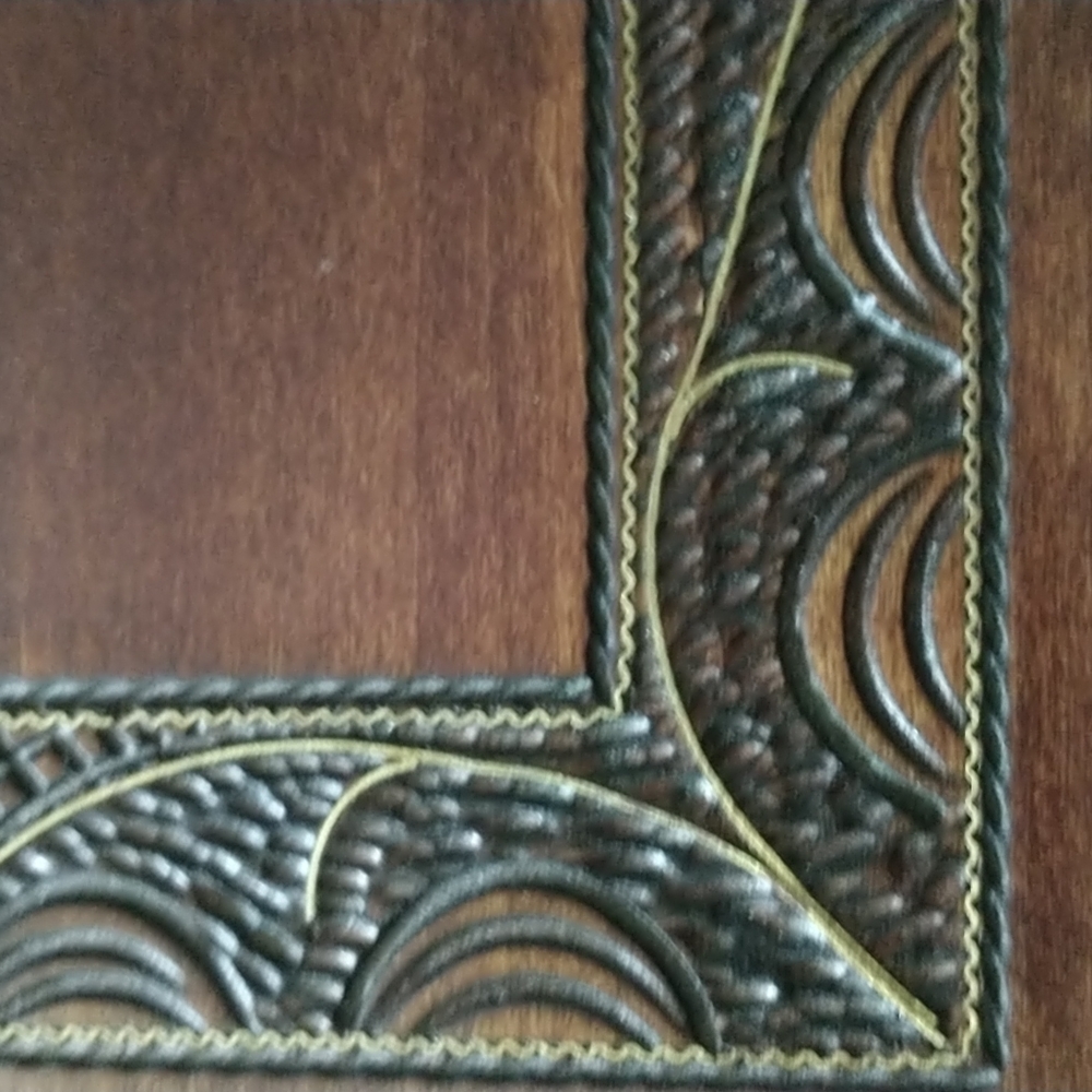 Lovely wood jewelry/trinket box - Picture 2 of 12